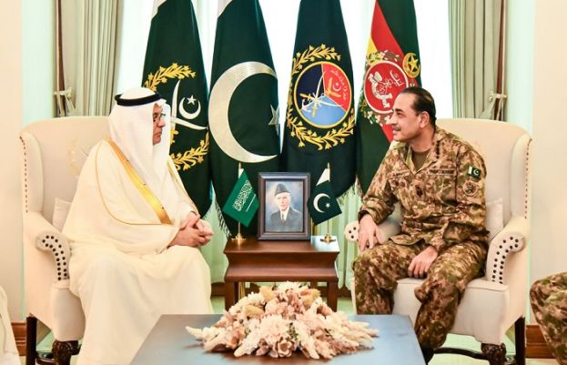سعودی وزیر ماحولیات کی فیلڈ مارشل سید عاصم منیر سے ملاقات، باہمی دلچسپی کے امور پر تبادلہ خیال